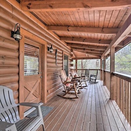 Inviting Sevierville Cabin With Deck And Hot Tub! Exterior foto
